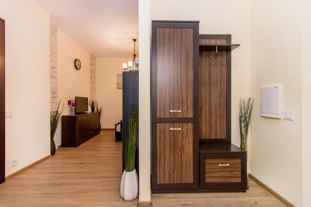Apartamentai 555 *